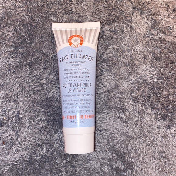 Ipsy glam bag including makeup - Picture 6 of 9